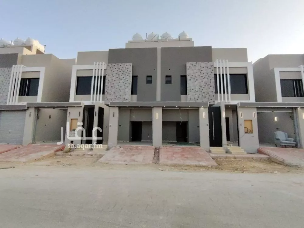 5 bedroom floor in Badr 1
