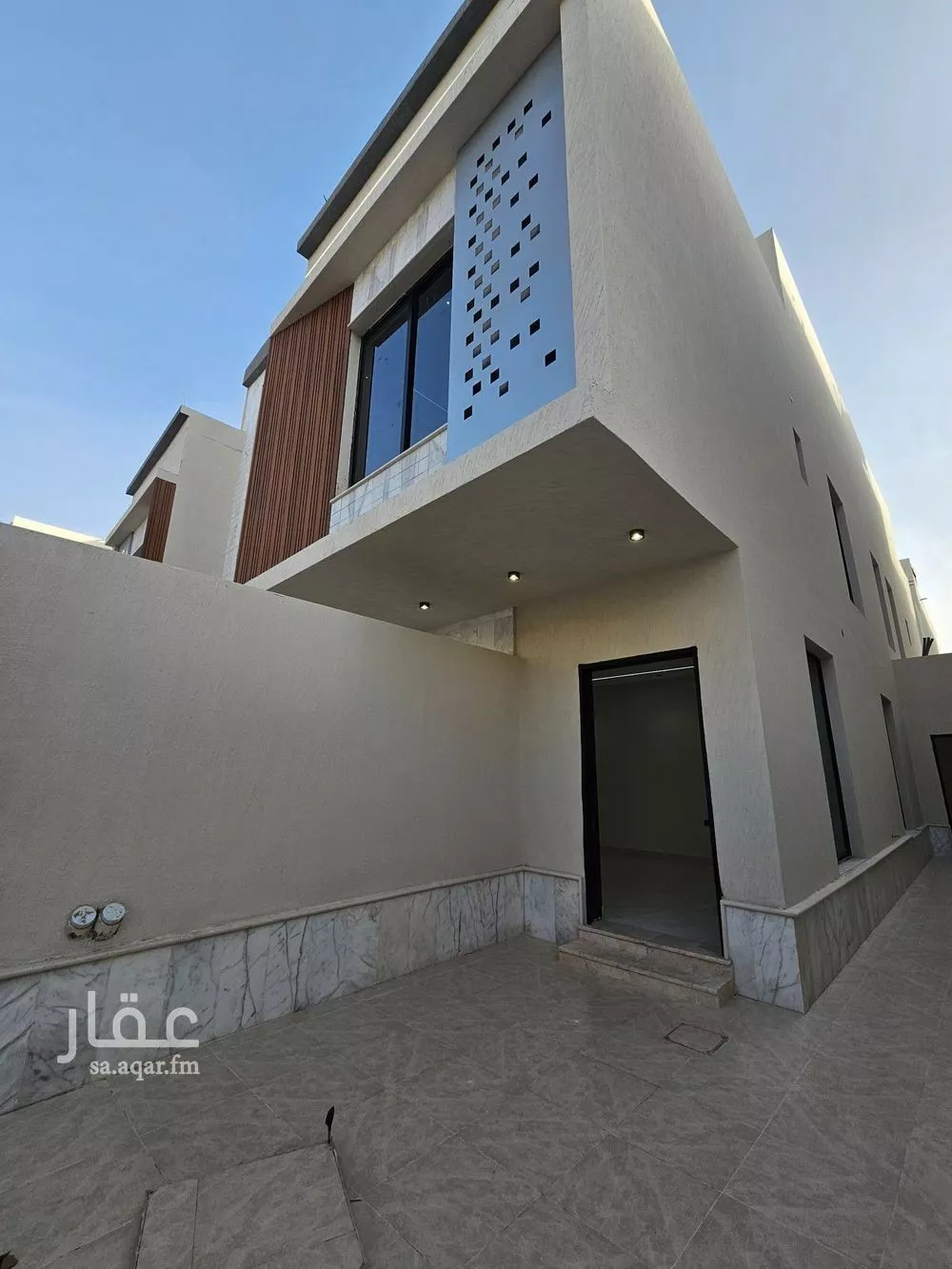 5 bedroom floor in Tuwaiq 4