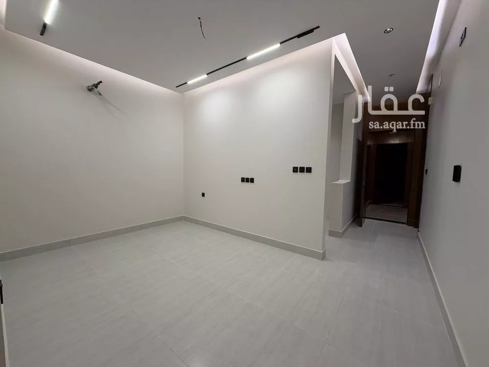 شقة 4 غرف في الواحة 4