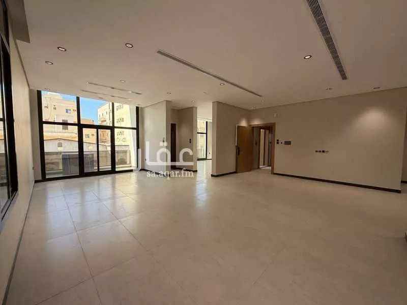 6 bedroom apartment in Al Zahra 5