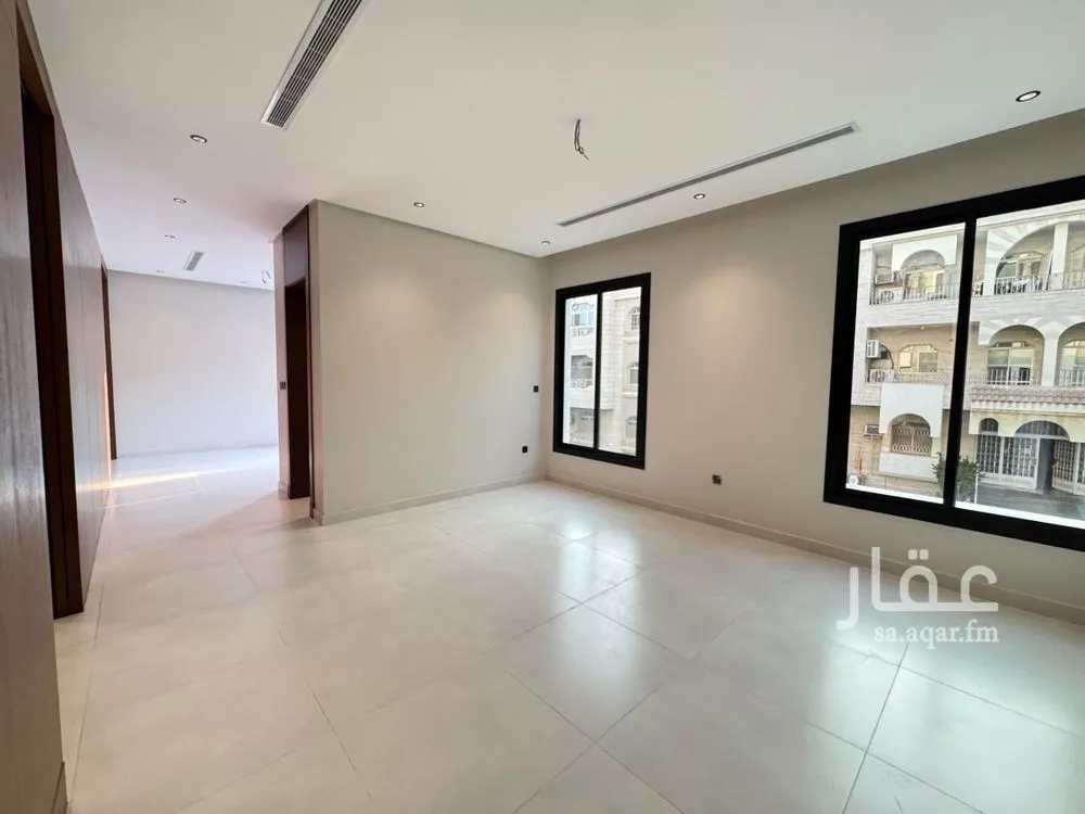 5 bedroom apartment in Al Rawdah 5
