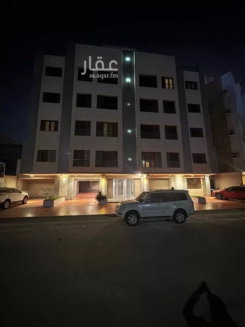 شقة 5 غرف في الريان 3