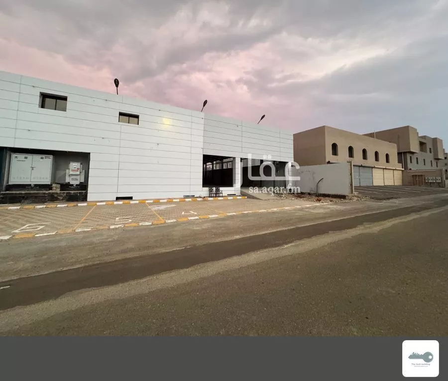 عمارة 2509 م² في طيبة 5