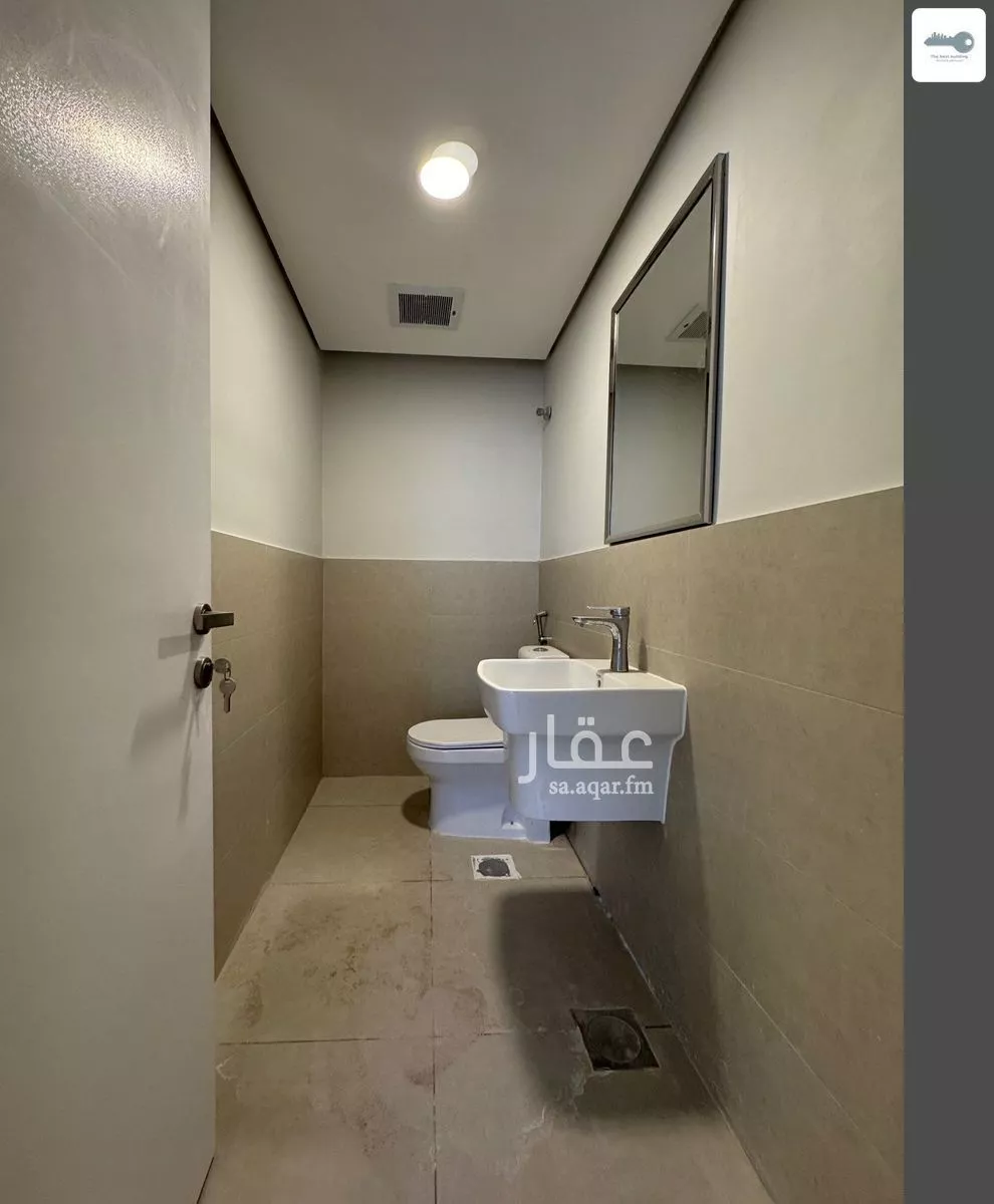6 bedroom apartment in Al Hamdaniyah, Jeddah 17