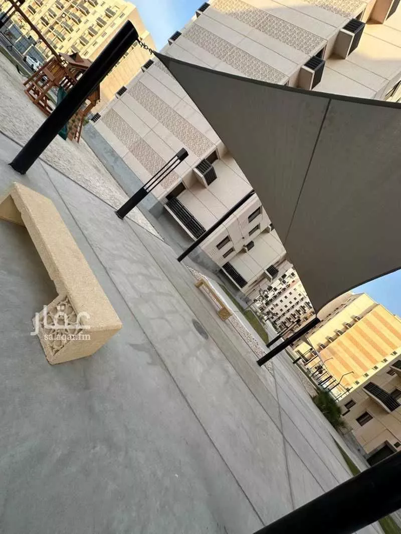 5 bedroom apartment in Al Hamdaniyah 2