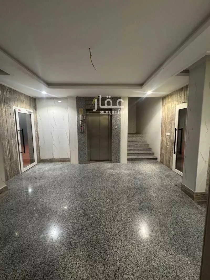 شقة 5 غرف في الريان 2