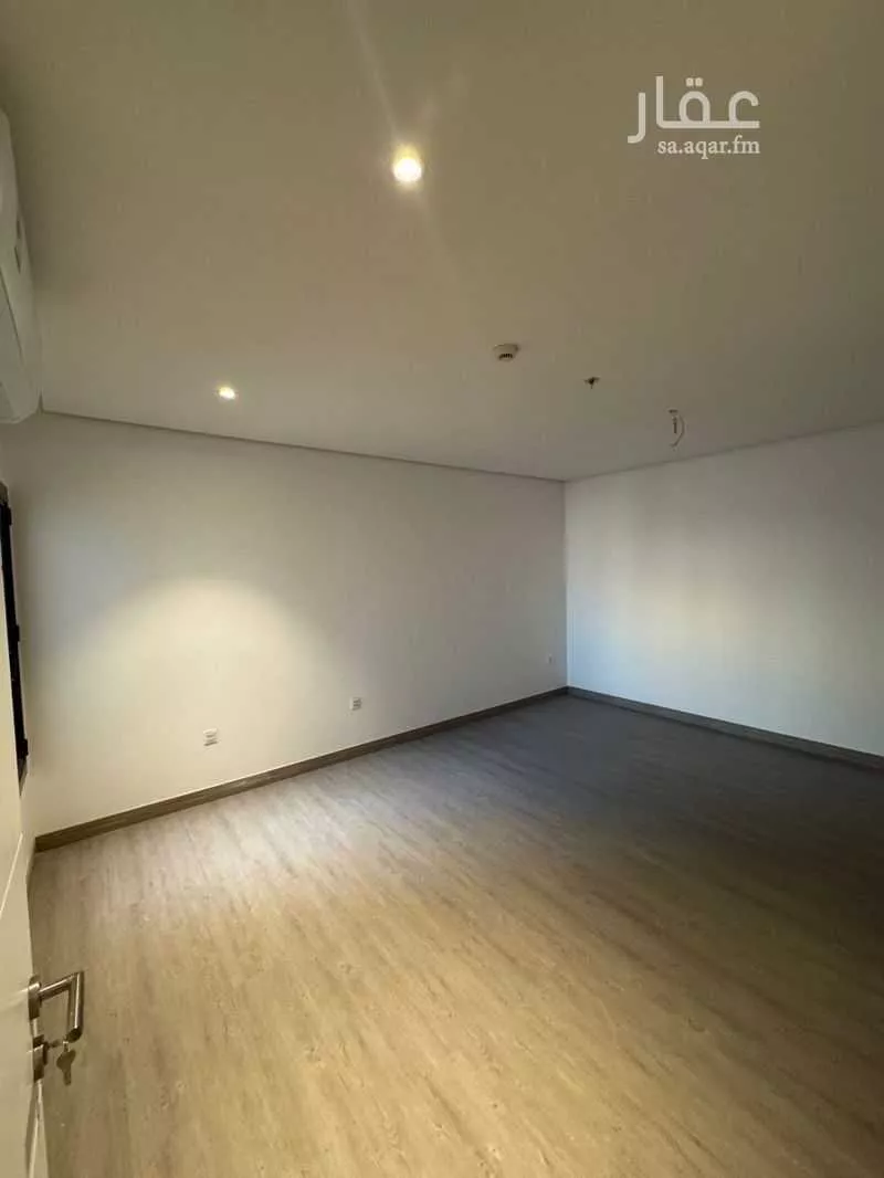 4 bedroom apartment in Al Hamdaniyah, Jeddah 4