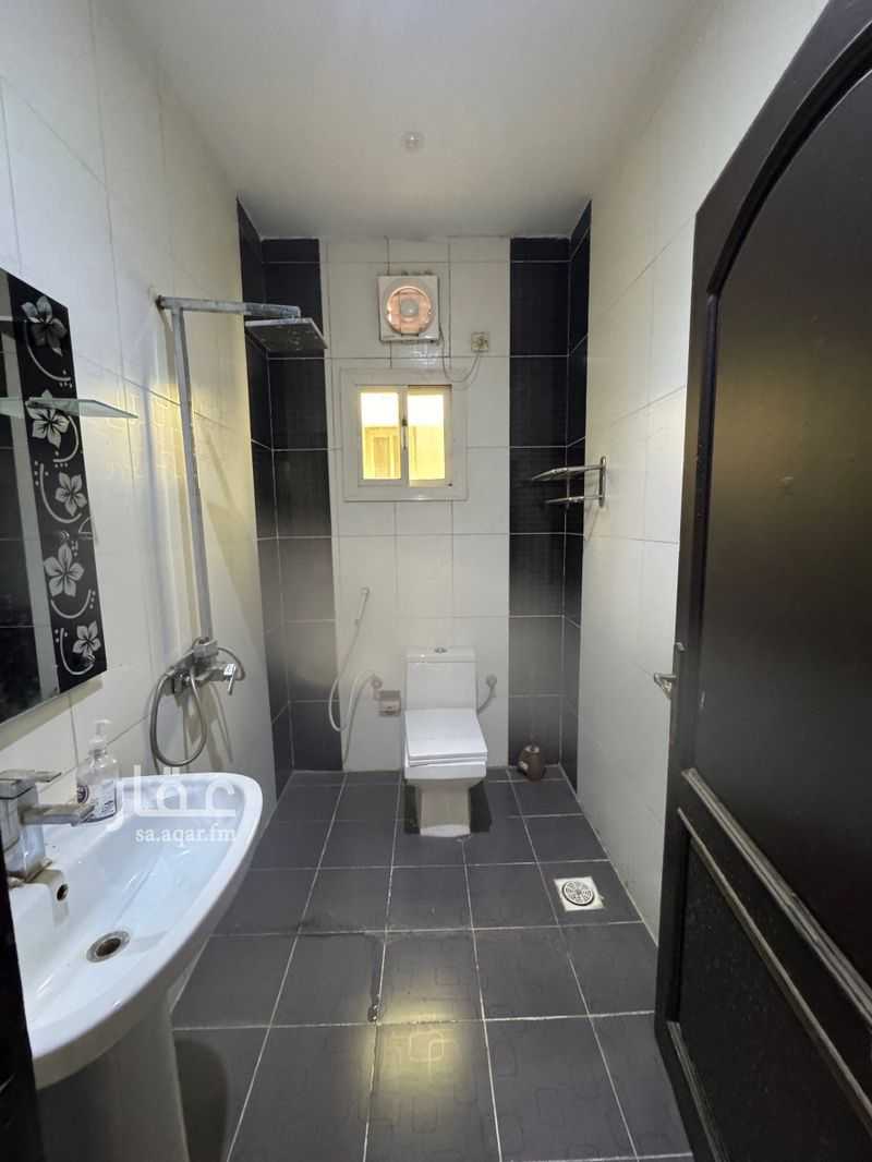 4 bedroom office in Al Rabwa, Jeddah 12