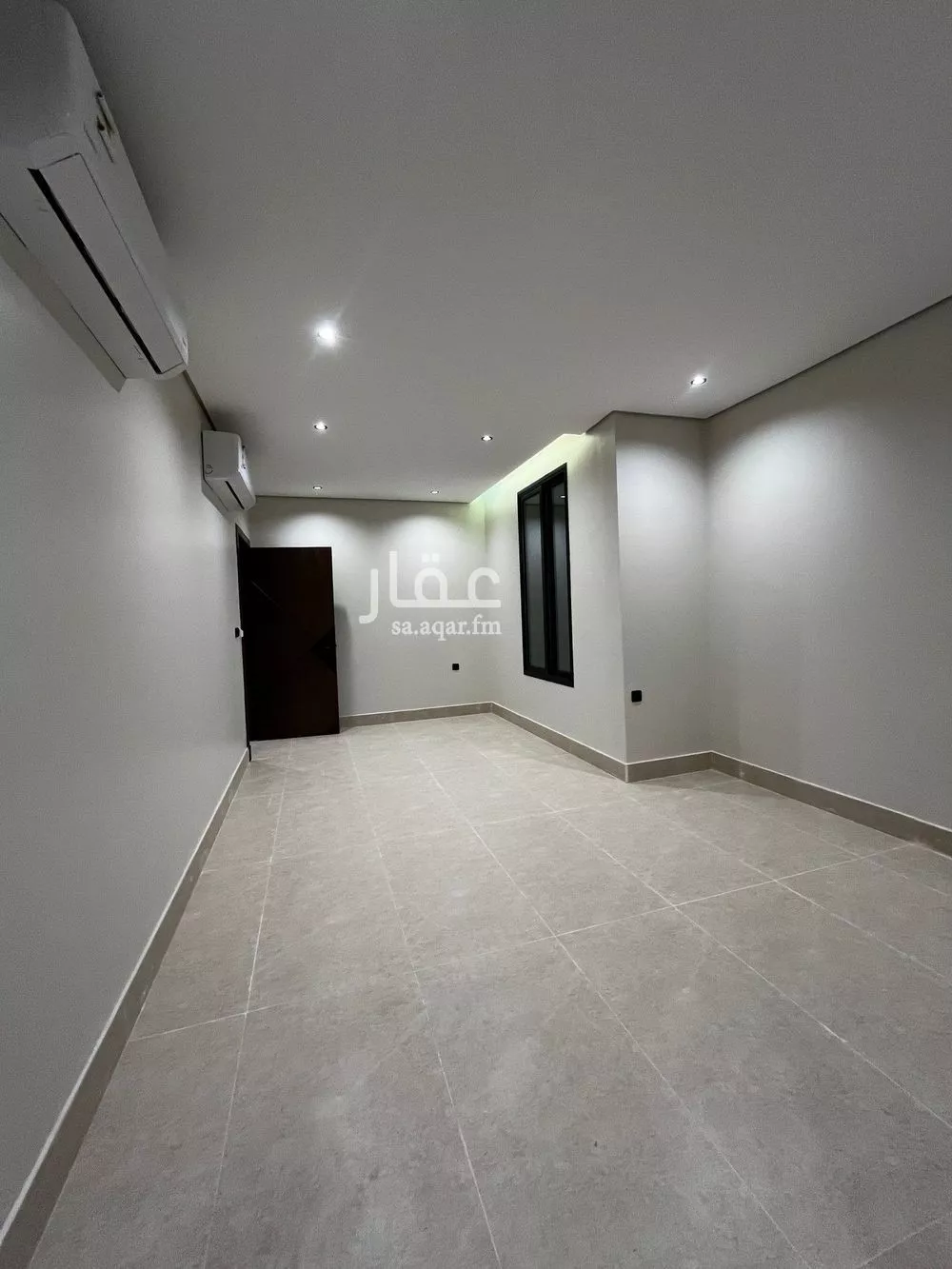 شقة 5 غرف في الحمرا 2