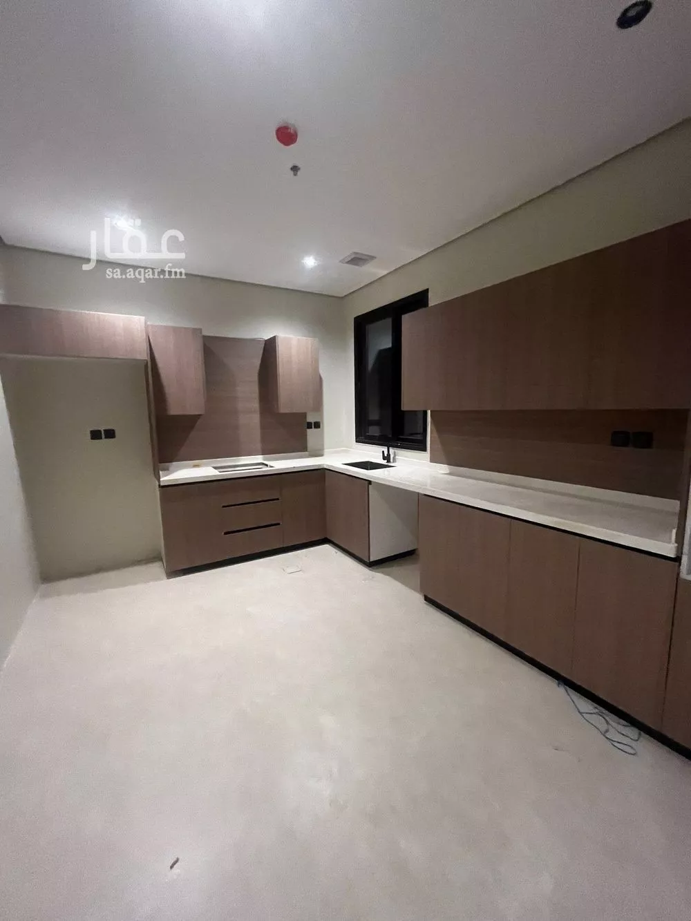 شقة 5 غرف في طيبة 5