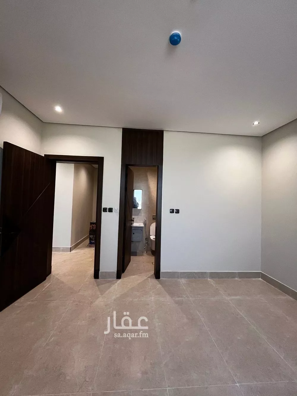 4 bedroom apartment in Taibah, Eastern Province 11