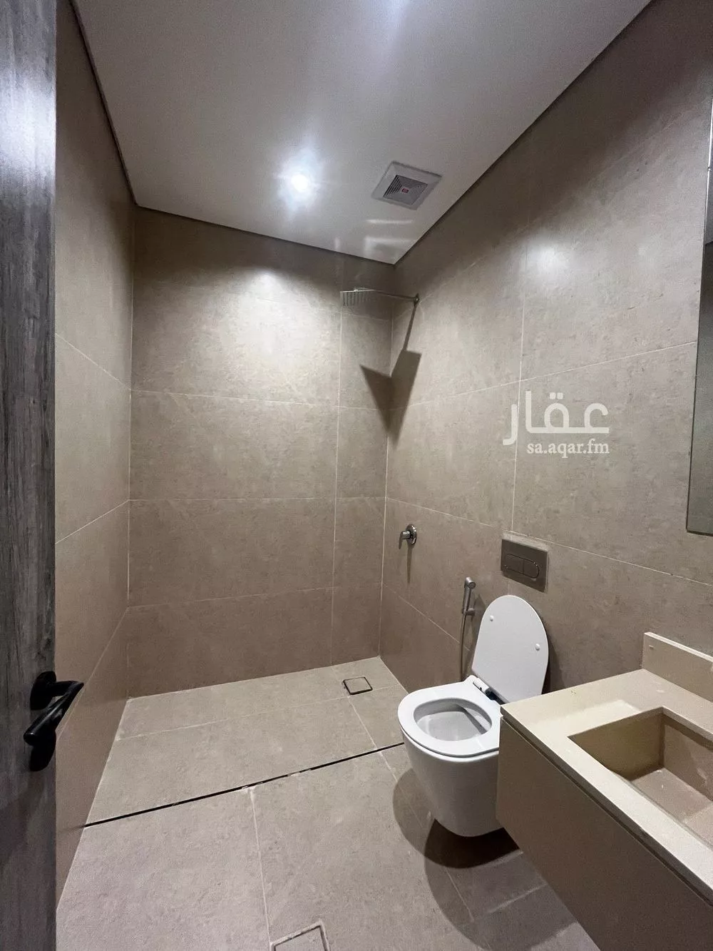 3 bedroom apartment in Al Hamra, Eastern Province 14