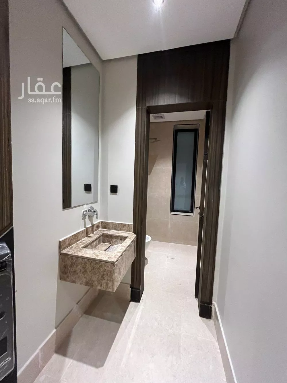 شقة 4 غرف في الحمرا 3