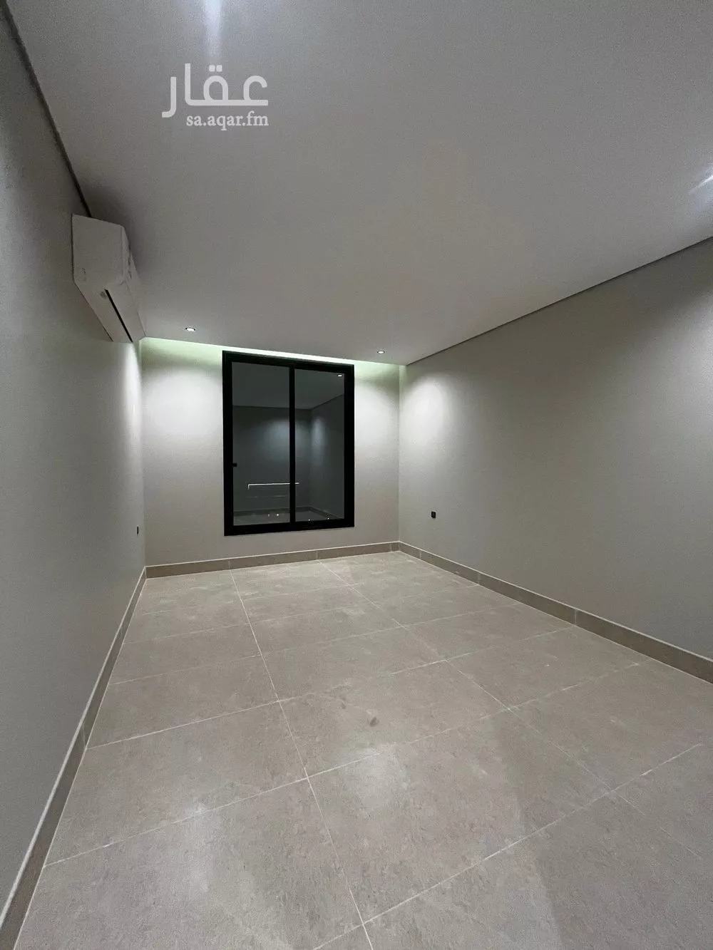 3 bedroom apartment in Al Hamra, Eastern Province 7