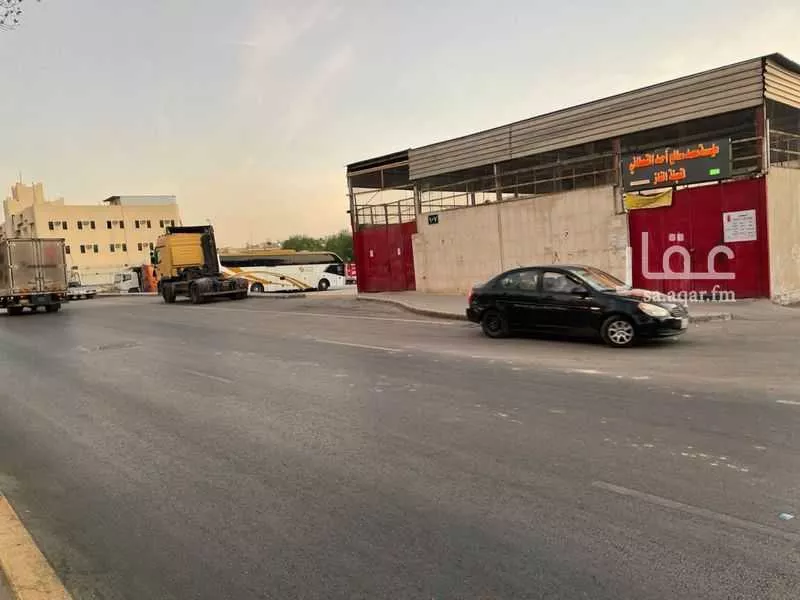 أرض 3251 م² في غبيرة 3