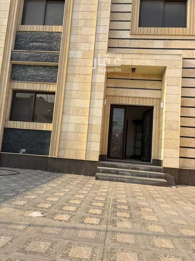 9 bedroom villa in Al Manar 1