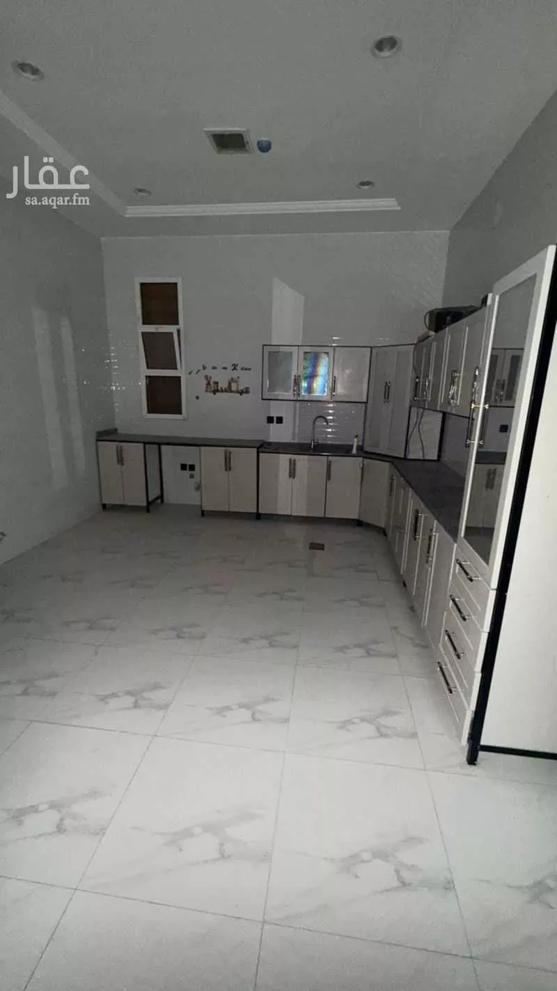 شقة 3 غرف في عكاظ 5