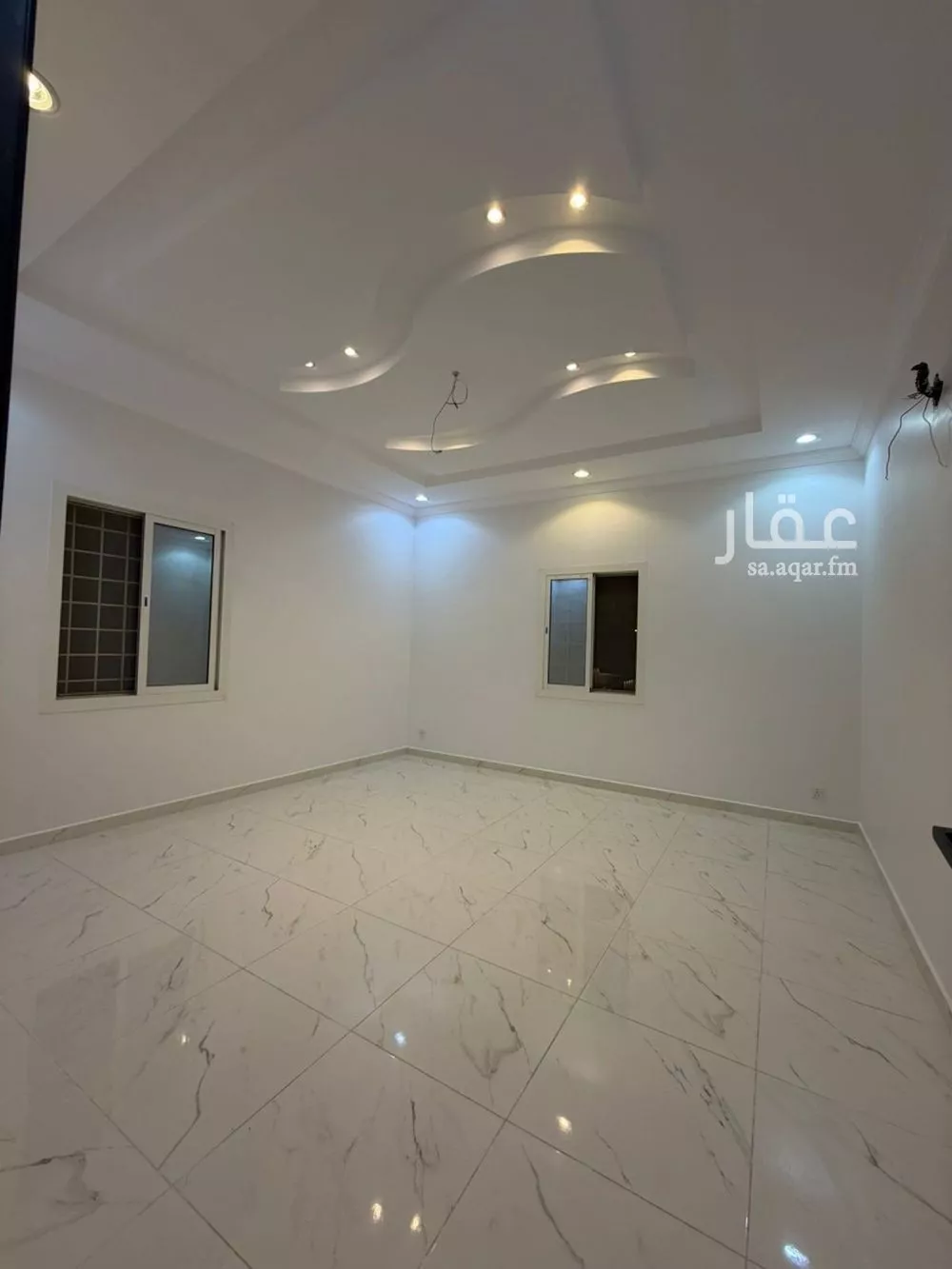 شقة 5 غرف في الفلاح، جدة 11