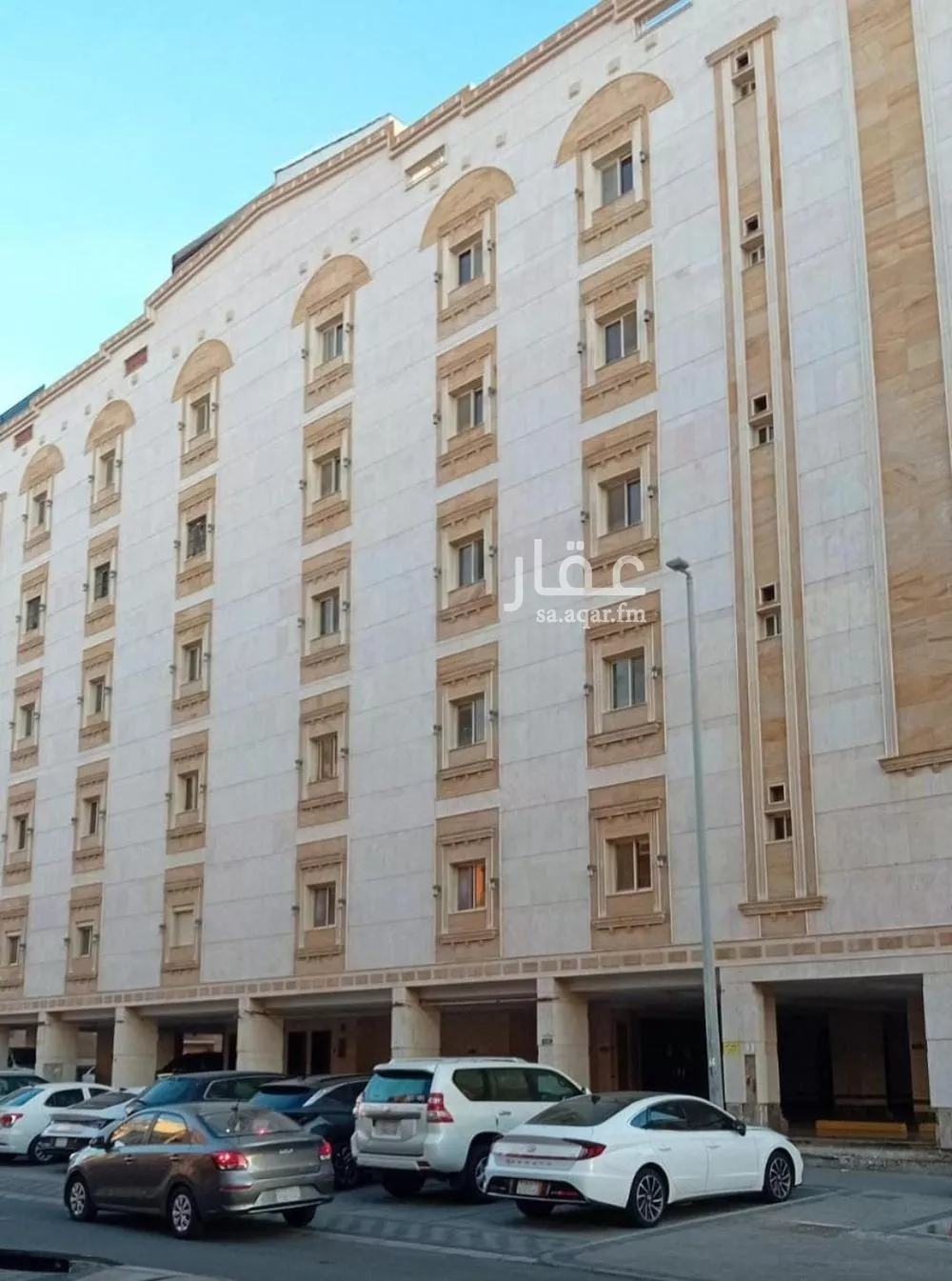 شقة 5 غرف في الحمراء 3