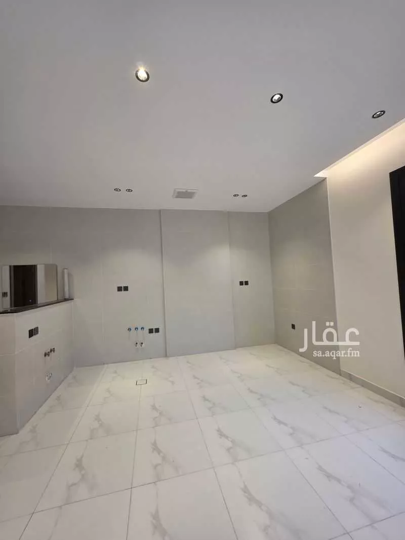 شقة 3 غرف في الروضة 4