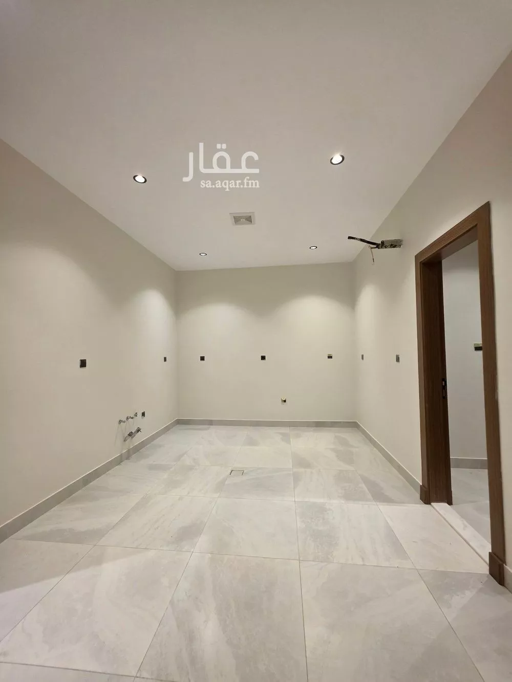 شقة 5 غرف في الصفا 5