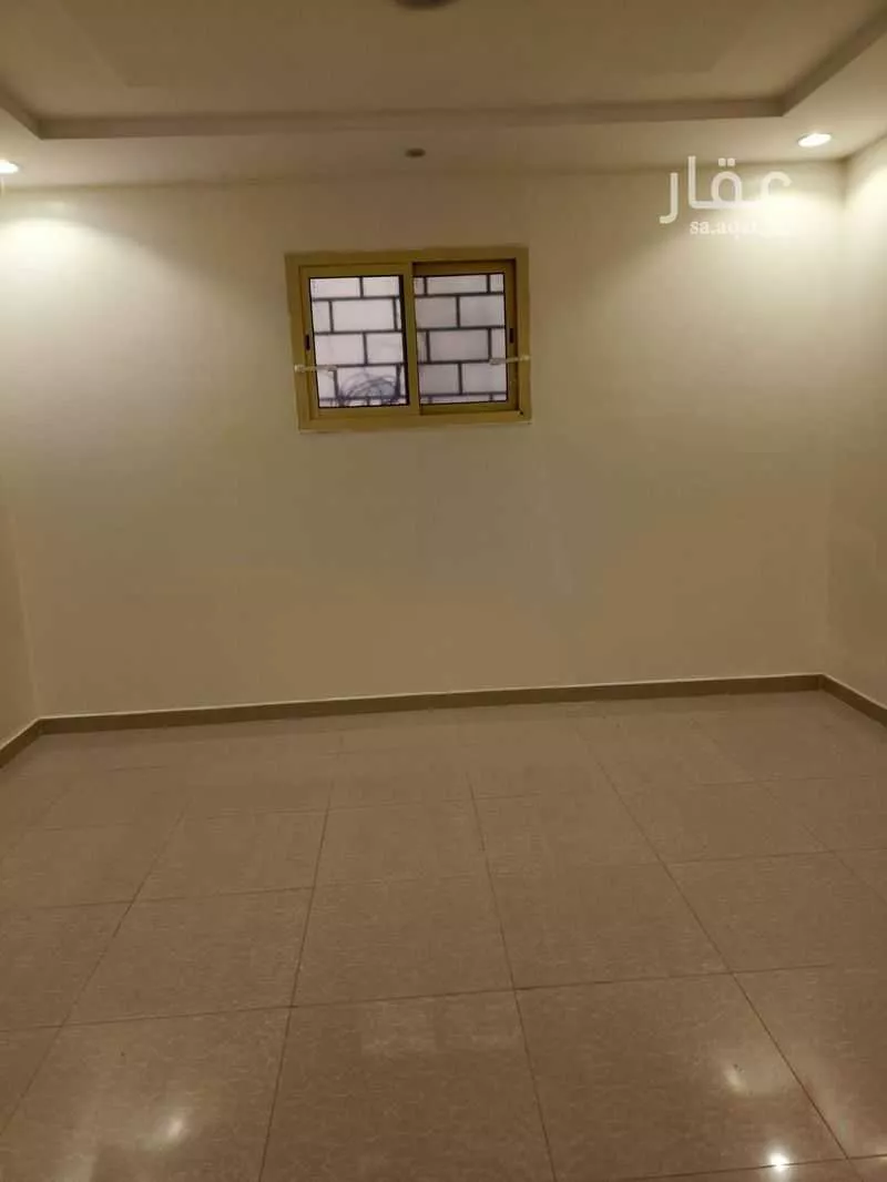 شقة 2 غرف في الملقا 5