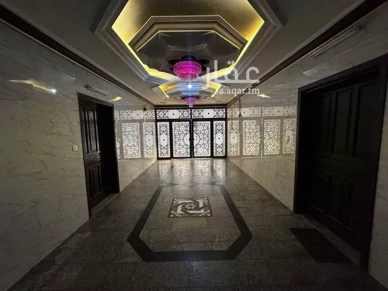 625 sqm building in Abruq Ar Rughamah 3