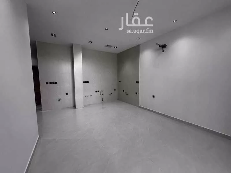 شقة 3 غرف في الريان 3