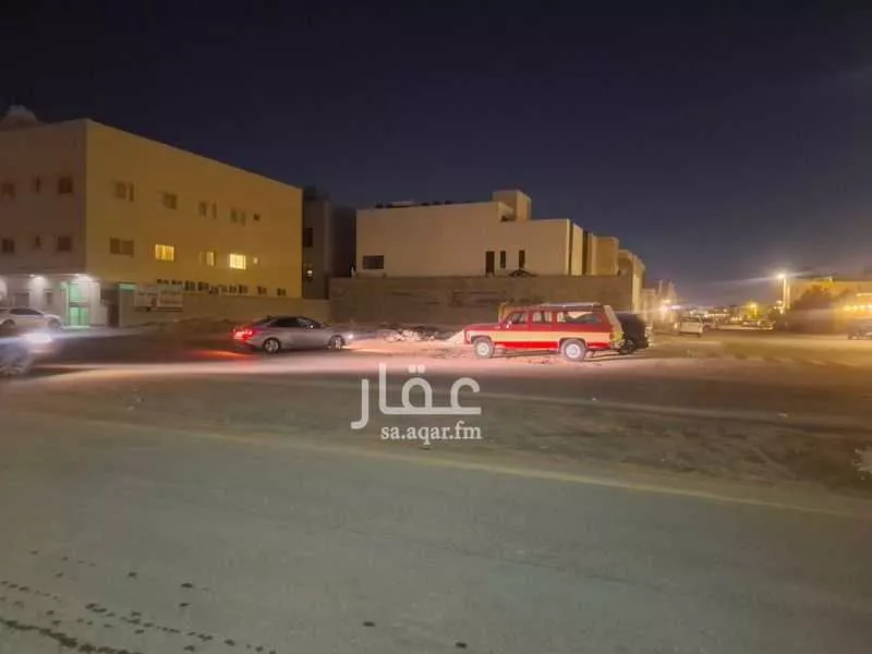 900 sqm land in Al Narjis 4