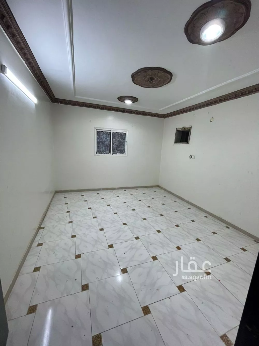 4 bedroom apartment in Ishbiliyah, Riyadh 7