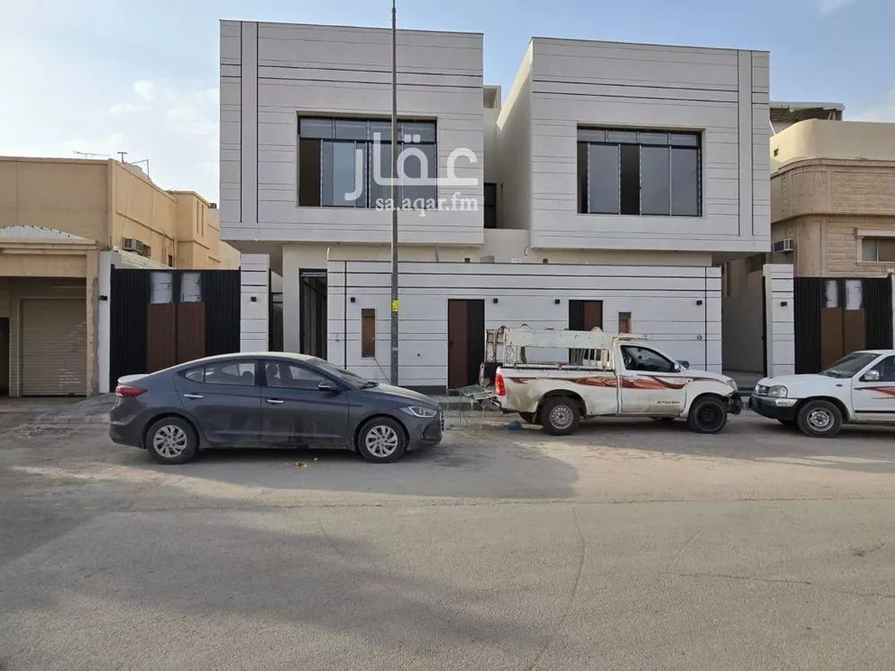 5 bedroom villa in King Faisal 3