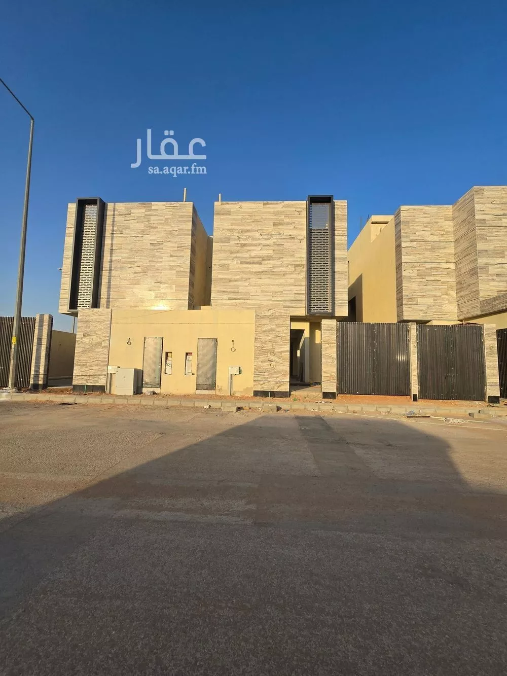 فيلا 4 غرف في اليرموك 1