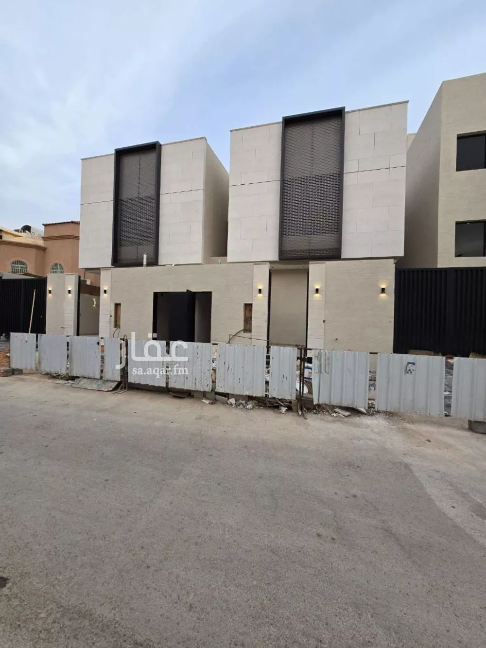 فيلا 4 غرف في الملك فيصل 4