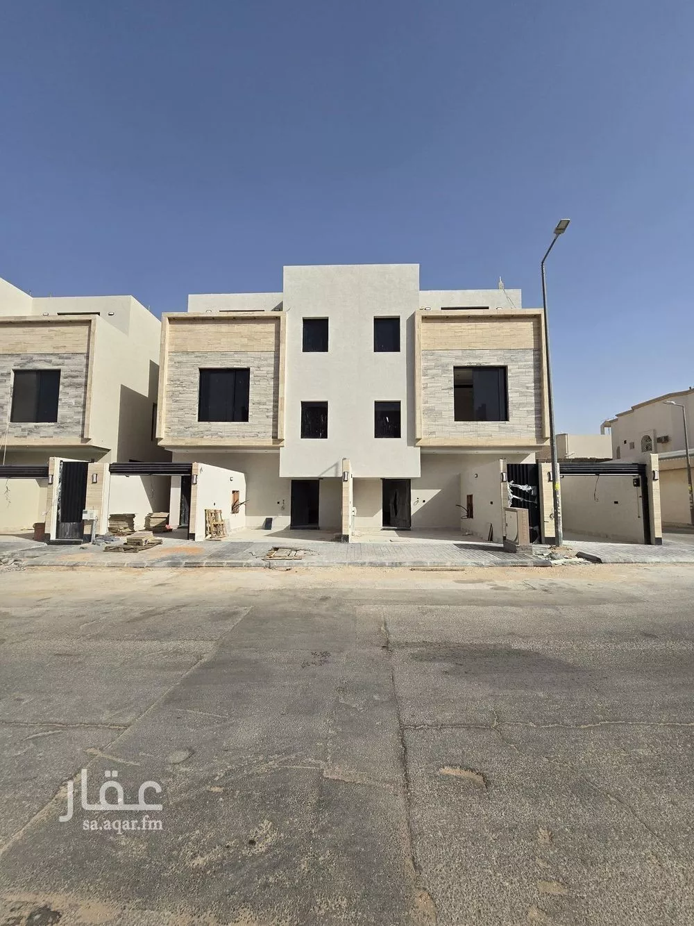 3 bedroom floor in Al Khaleej 3