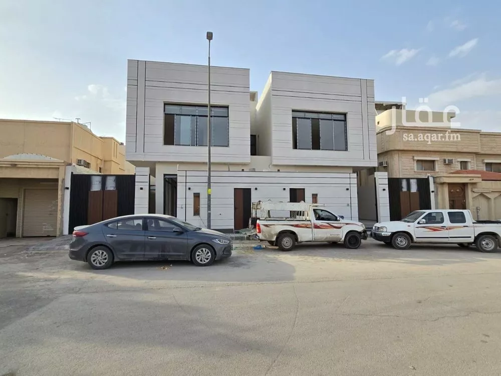 5 bedroom villa in King Faisal 1