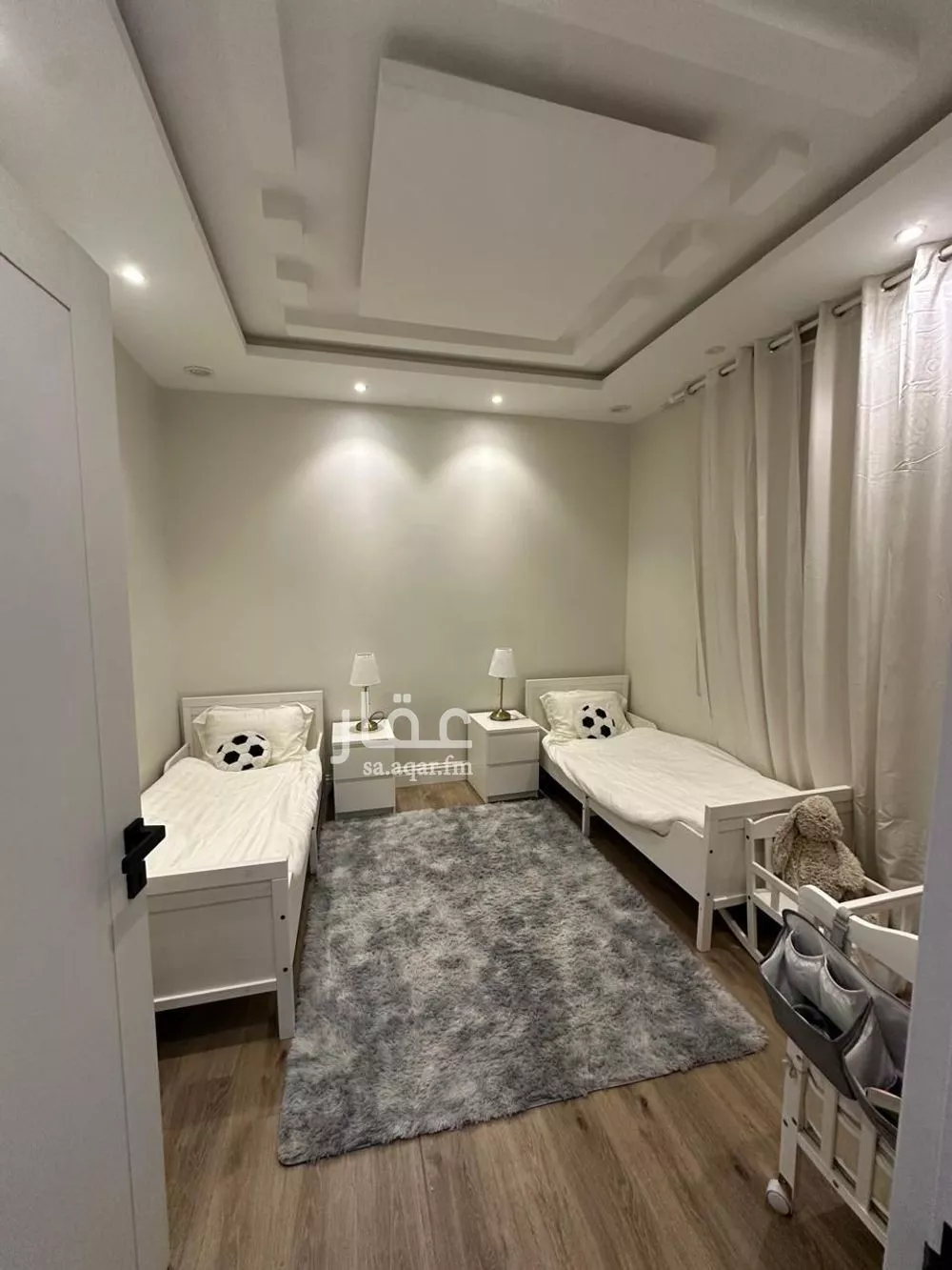 فيلا 4 غرف في العارض 3