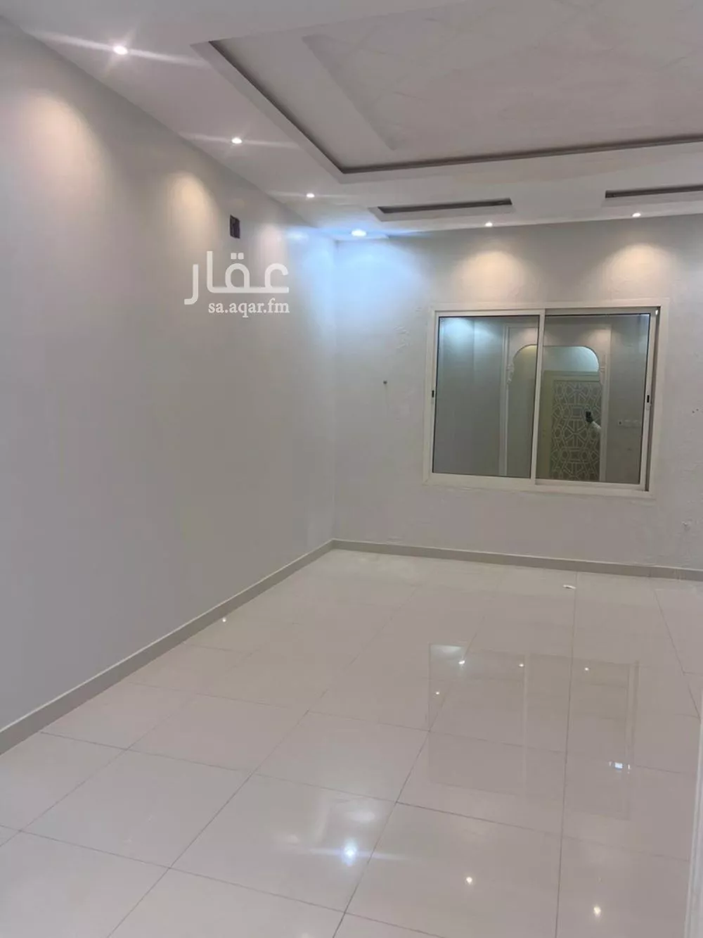 شقة 9 غرف في طويق 1