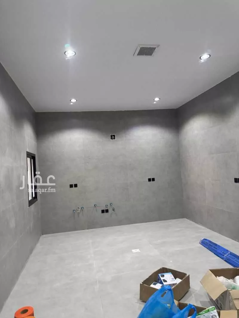 شقة 5 غرف في الرمال 2