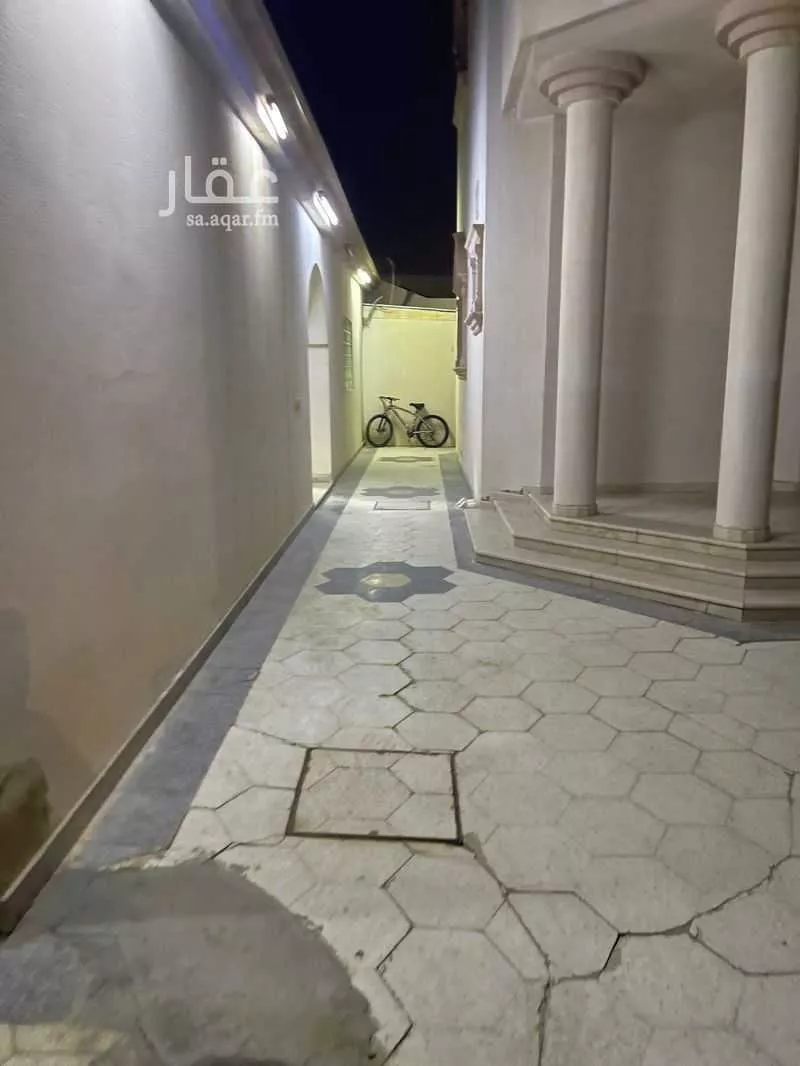 فيلا 13 غرف في الخليج 3