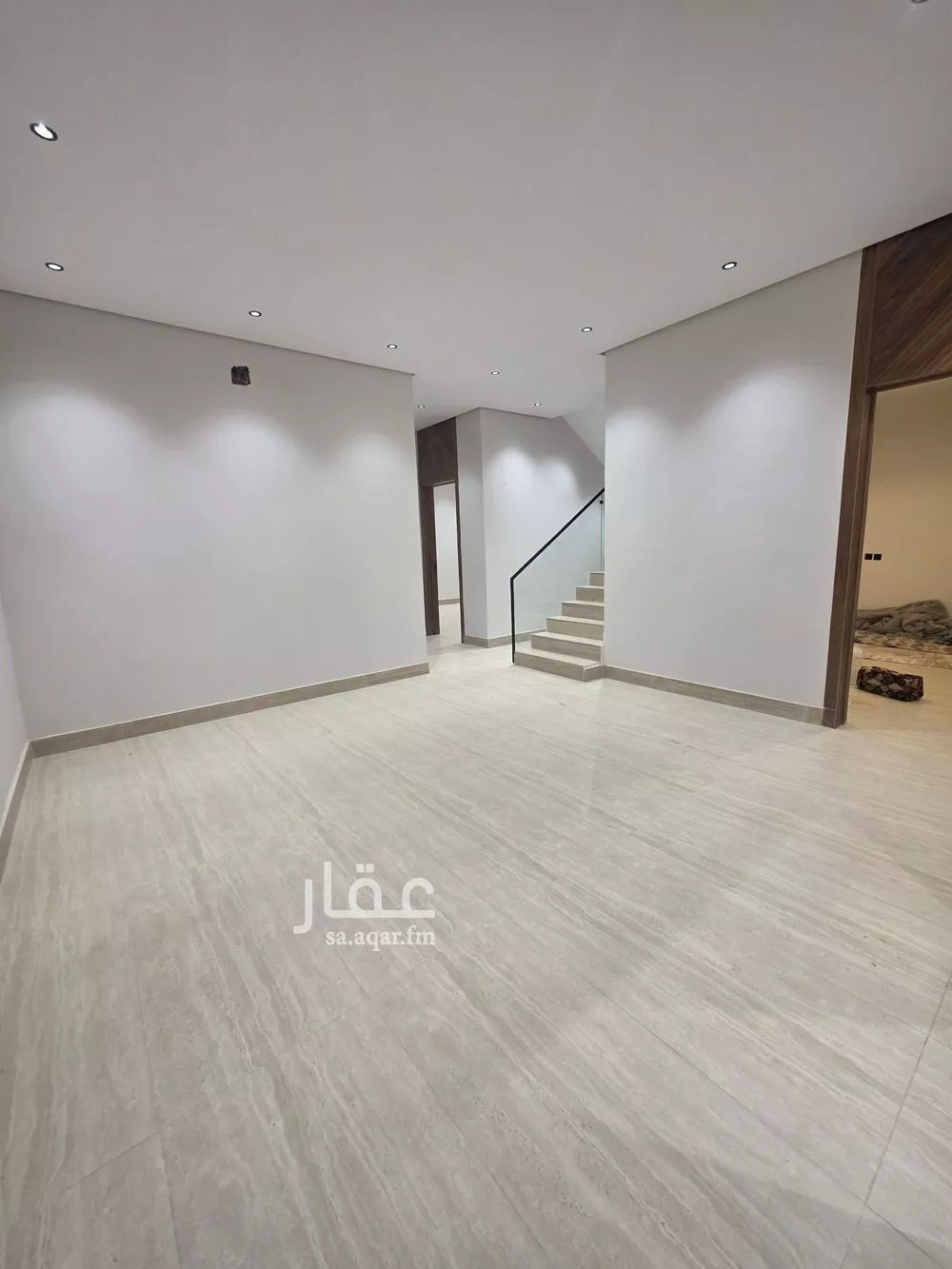 فيلا 5 غرف في طويق 2