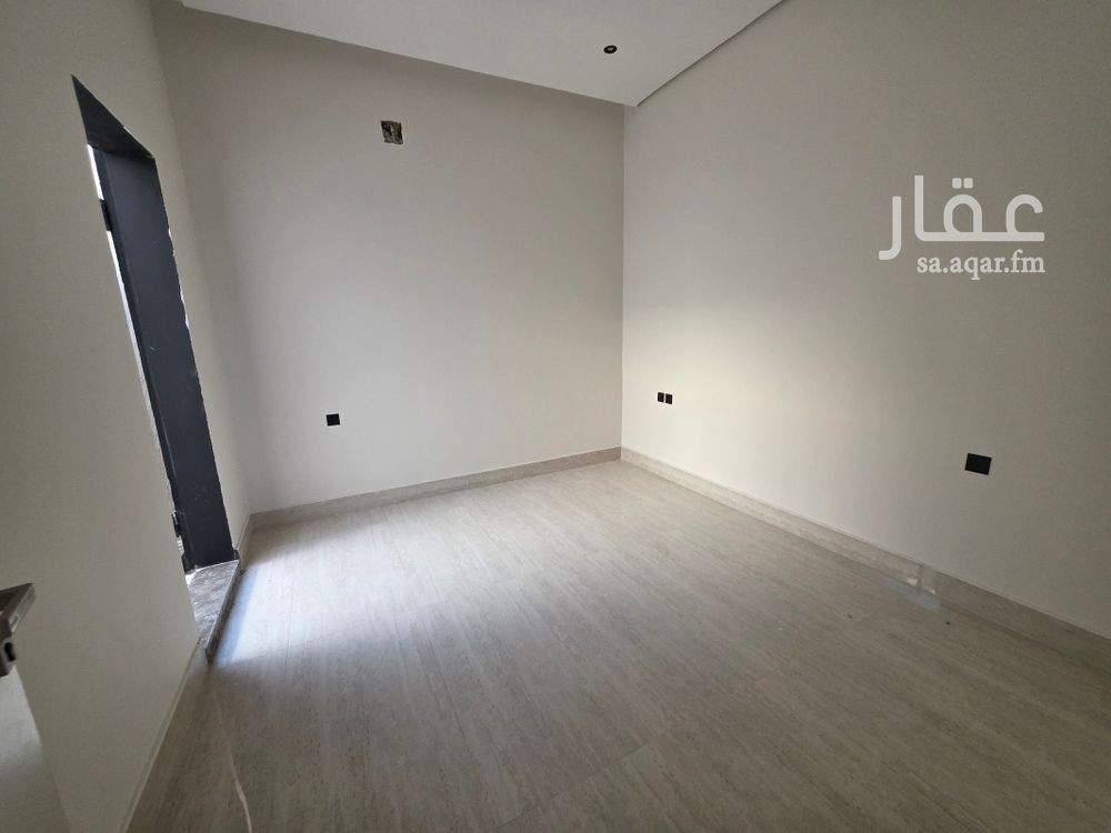 7 bedroom villa in Dhahrat Namar, Riyadh 9