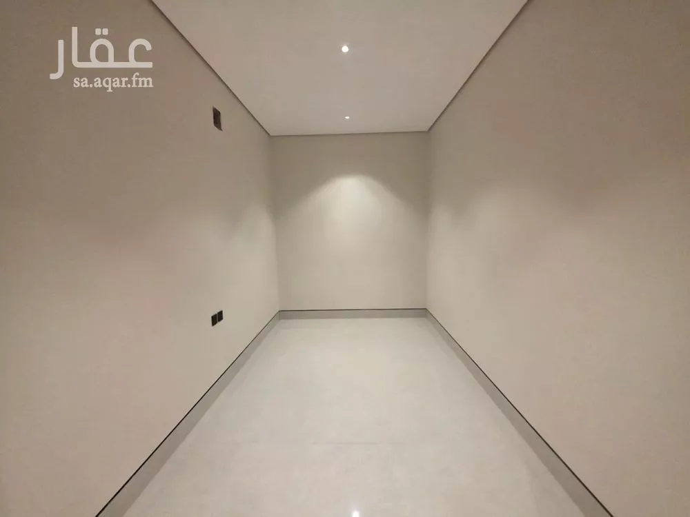 فيلا 7 غرف في العريجاء الغربية 2