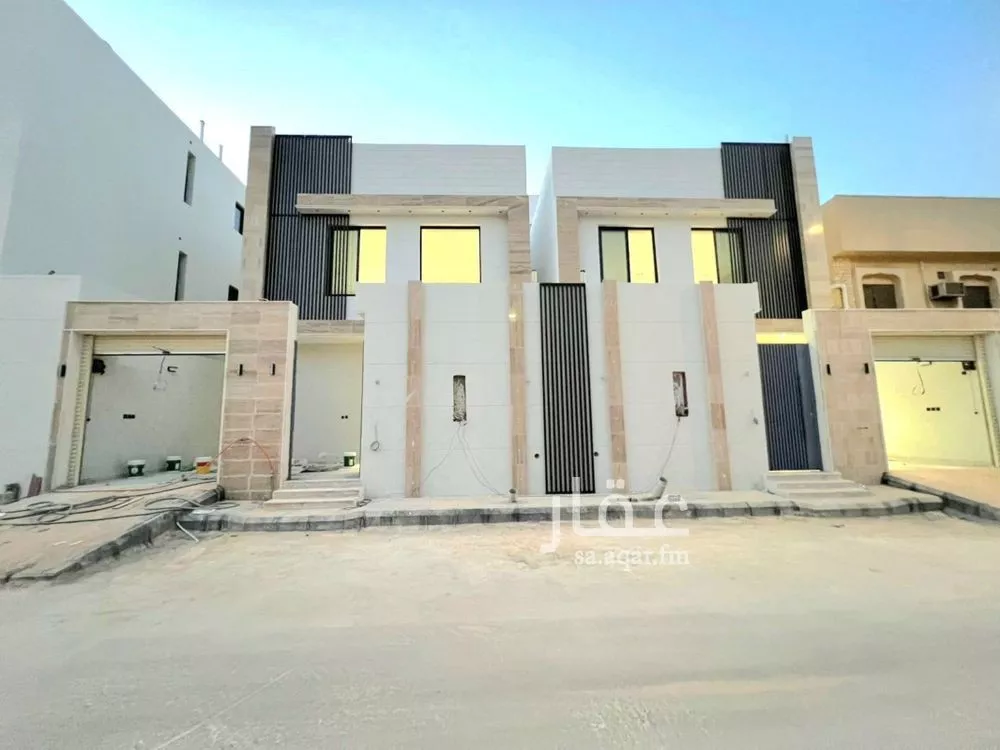 8 bedroom villa in Al Uraija Al Gharbiyah 1