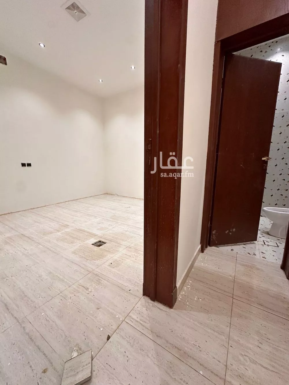 فيلا 5 غرف في طويق 4