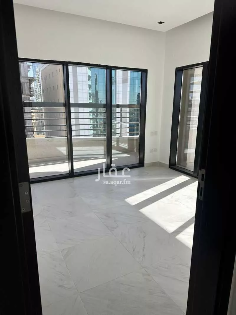 شقة  في الصحافة 4