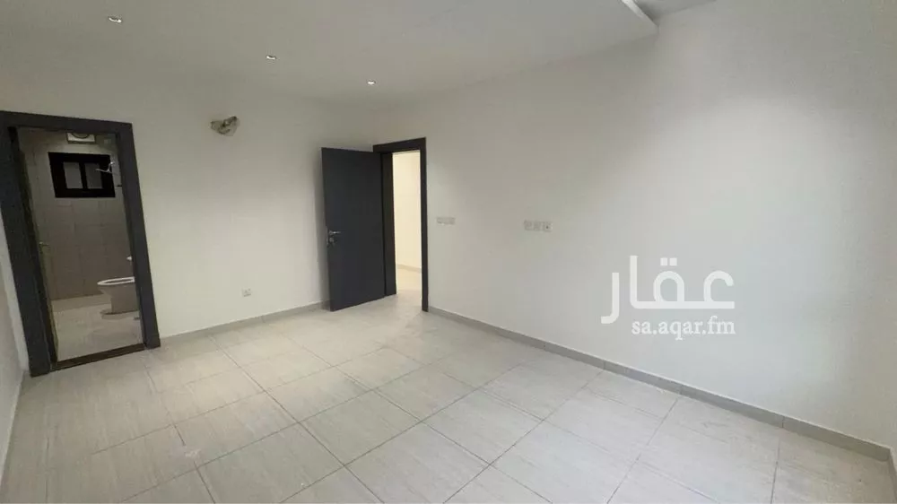 شقة 6 غرف في الواحة، جدة 18