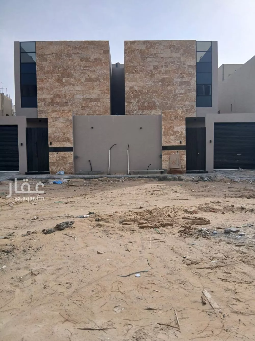 فيلا 8 غرف في ضاحية الملك فهد 2