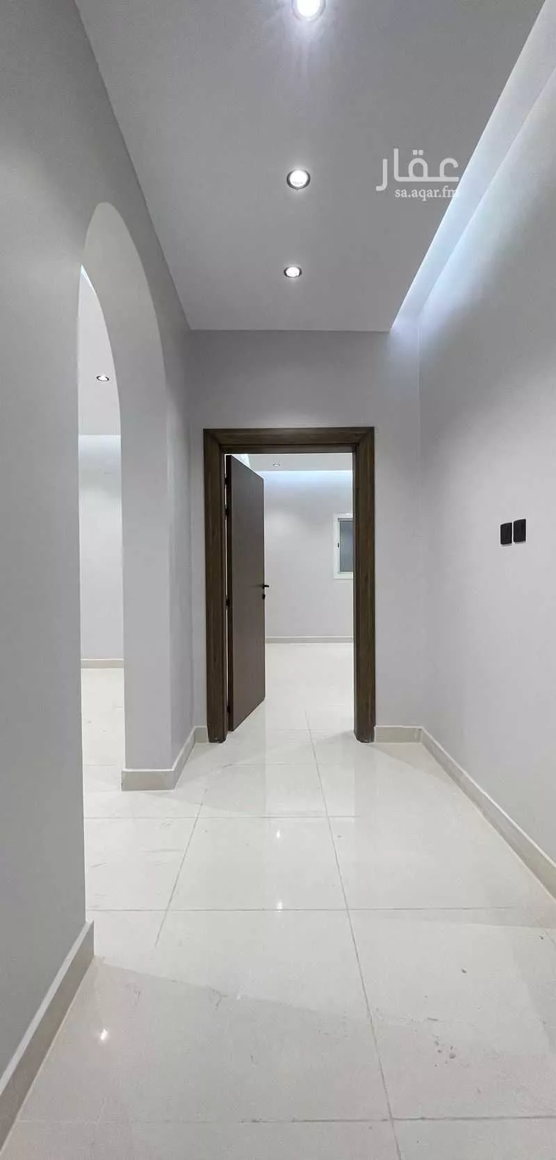 2 bedroom apartment in Al Muntazah, Jeddah 6