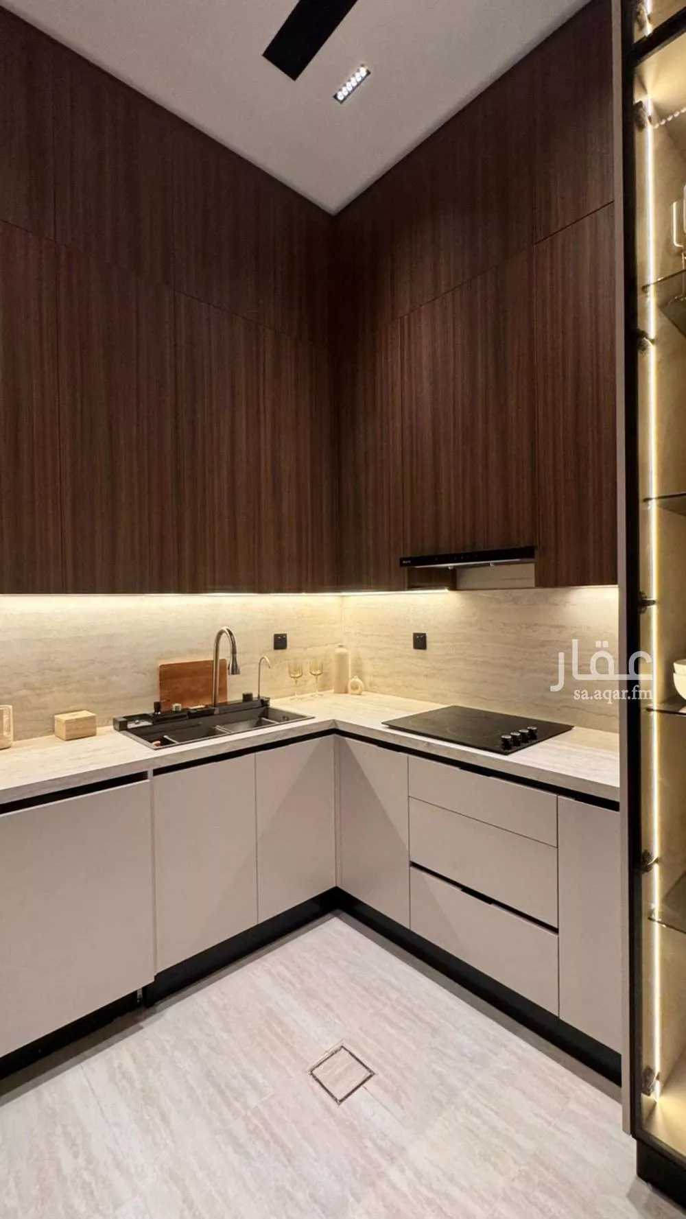 شقة 4 غرف في النهضة 1