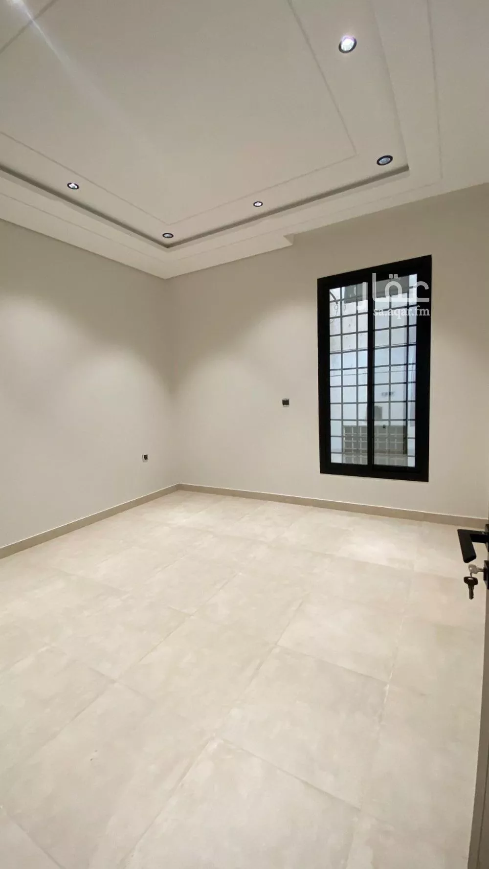 شقة 4 غرف في الروضة 3